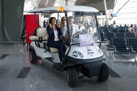 В аэропорту Внуково пассажиров будут доставлять к самолетам на электромобилях