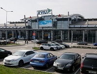 Киевский аэропорт Жуляны на 10-дневной остановке для технического обслуживания ВПП